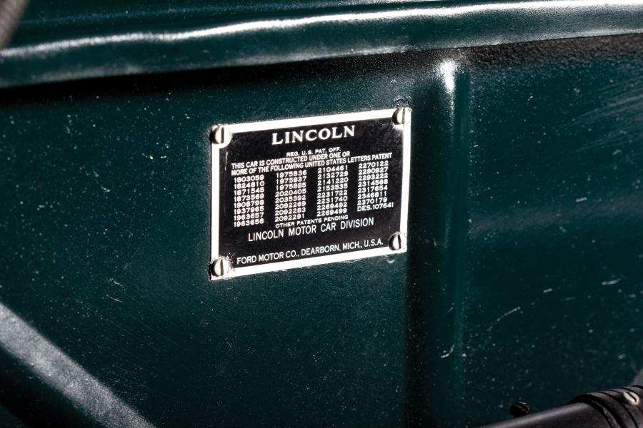  Lincoln Continental Cabriolet 1941 года  (фото 5 из 19)